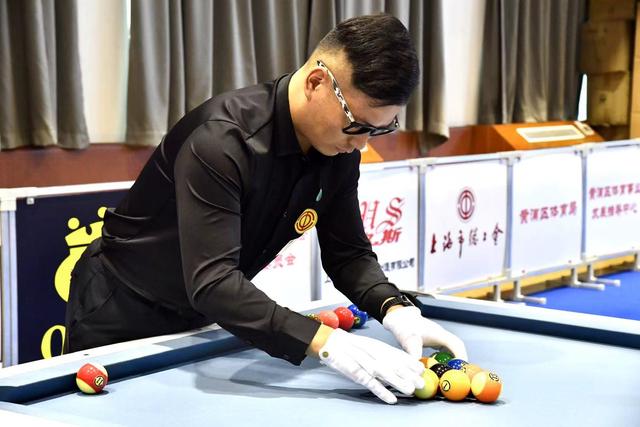 球员在每个 球员在每个